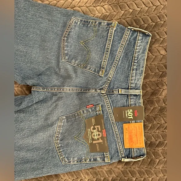 Levi's® Premium
501® SKINNY WOMEN'S JEANS - Picture 6 of 8